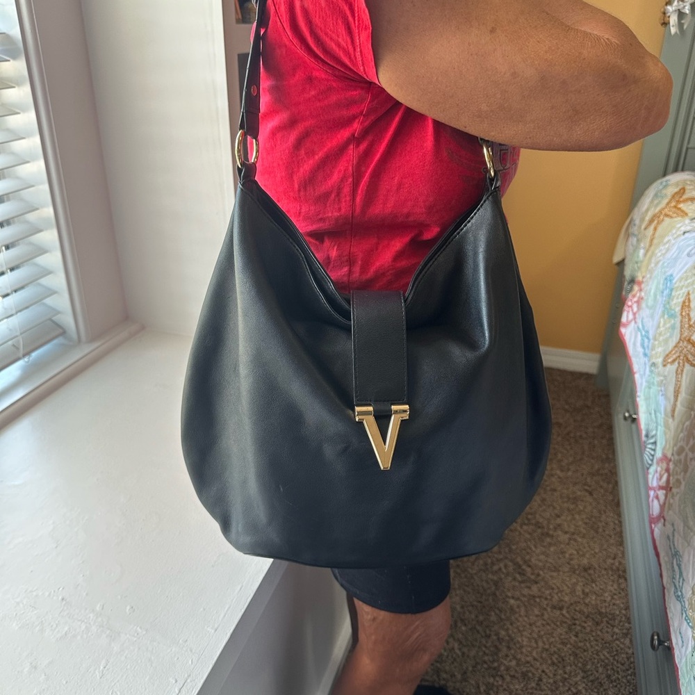 VINCE CUMUTO BEAUTIFUL MATCHING LARGE LEATHER BAG & WALLET
